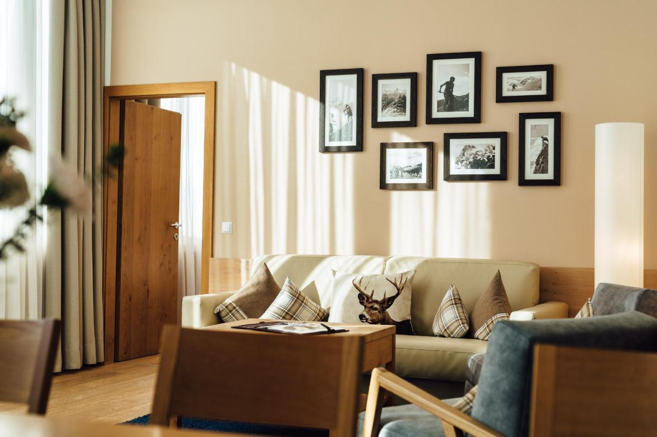 Schneeweiss Lifestyle - Apartments - Living Serfaus Zewnętrze zdjęcie