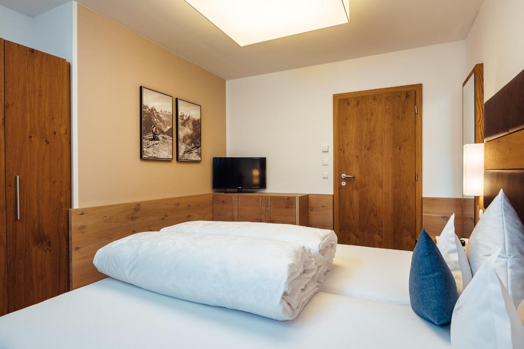 Schneeweiss Lifestyle - Apartments - Living Serfaus Pokój zdjęcie